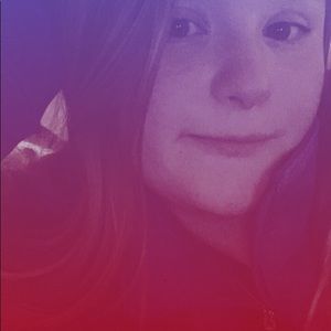 Meet your Posher, Katelyn